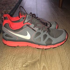 Women’s Nike Flex trail shoes